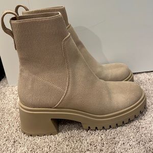 Cream boots